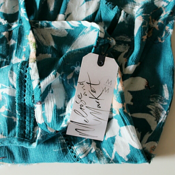 Melrose and Market Teal Floral Asymmetrical Tank - Picture 8 of 8